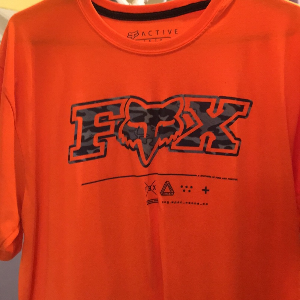 Fox tee shirt